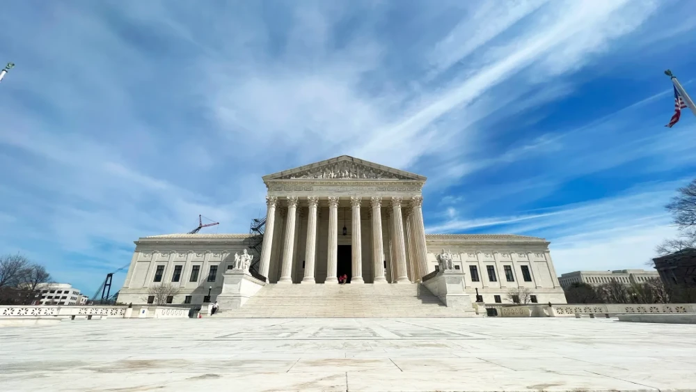 Coinbase Files Brief in Supreme Court to Protect User Data Privacy