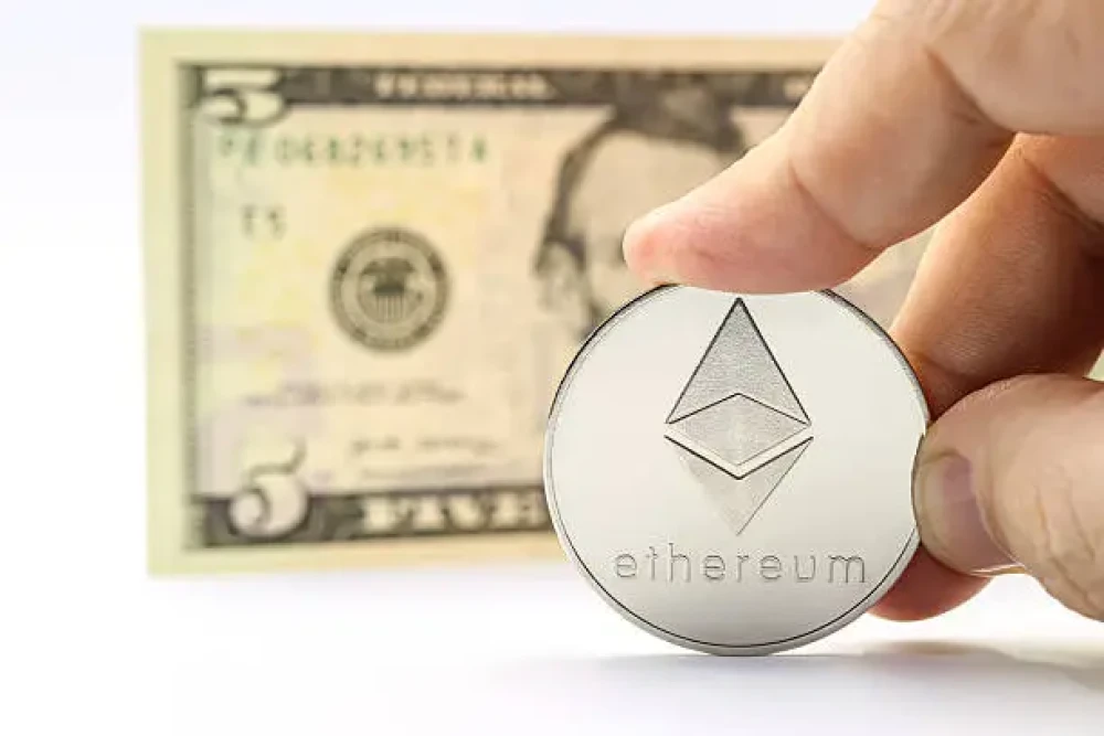 Analyst warns ETH stays bearish below $2,500 despite $20K roadmap